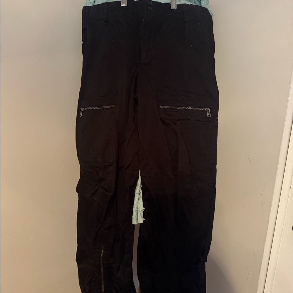 Dolce & Gabbana cargo pants waist 17”